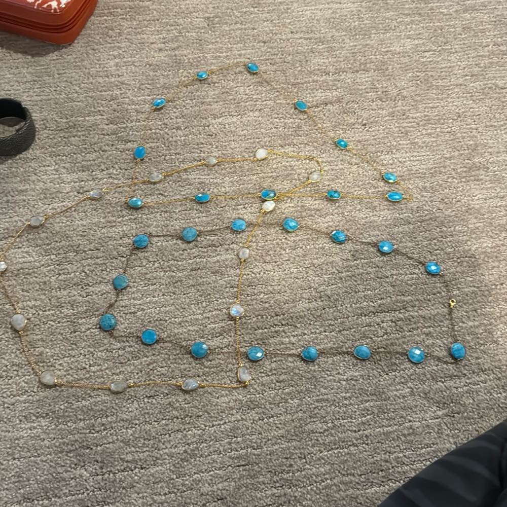 Set of three necklaces